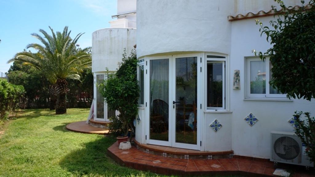 Patio Andaluz Apartment Denia Bagian luar foto